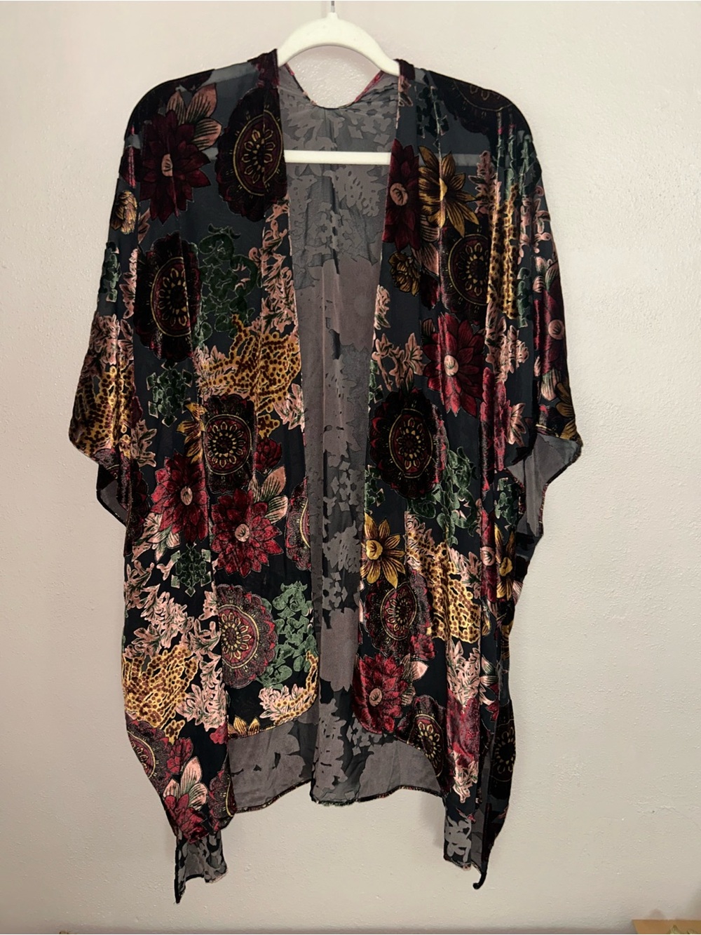 lovestitch witchy boho Black Kimono Burgundy & Green Accents